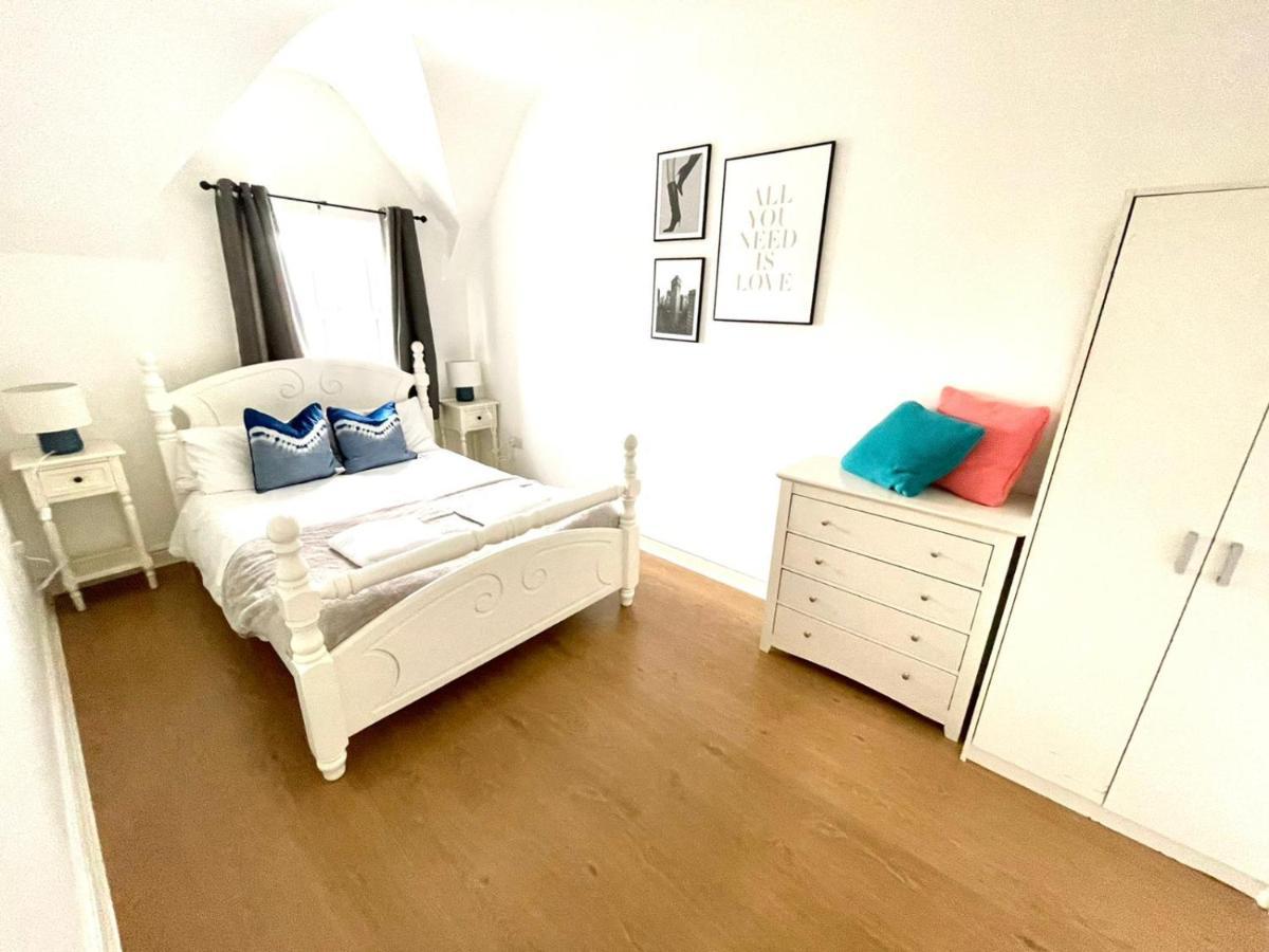 Koala & Tree - 2 Bedroom In City Centre - Short Lets & Serviced Accommodation Cambridge Exterior photo