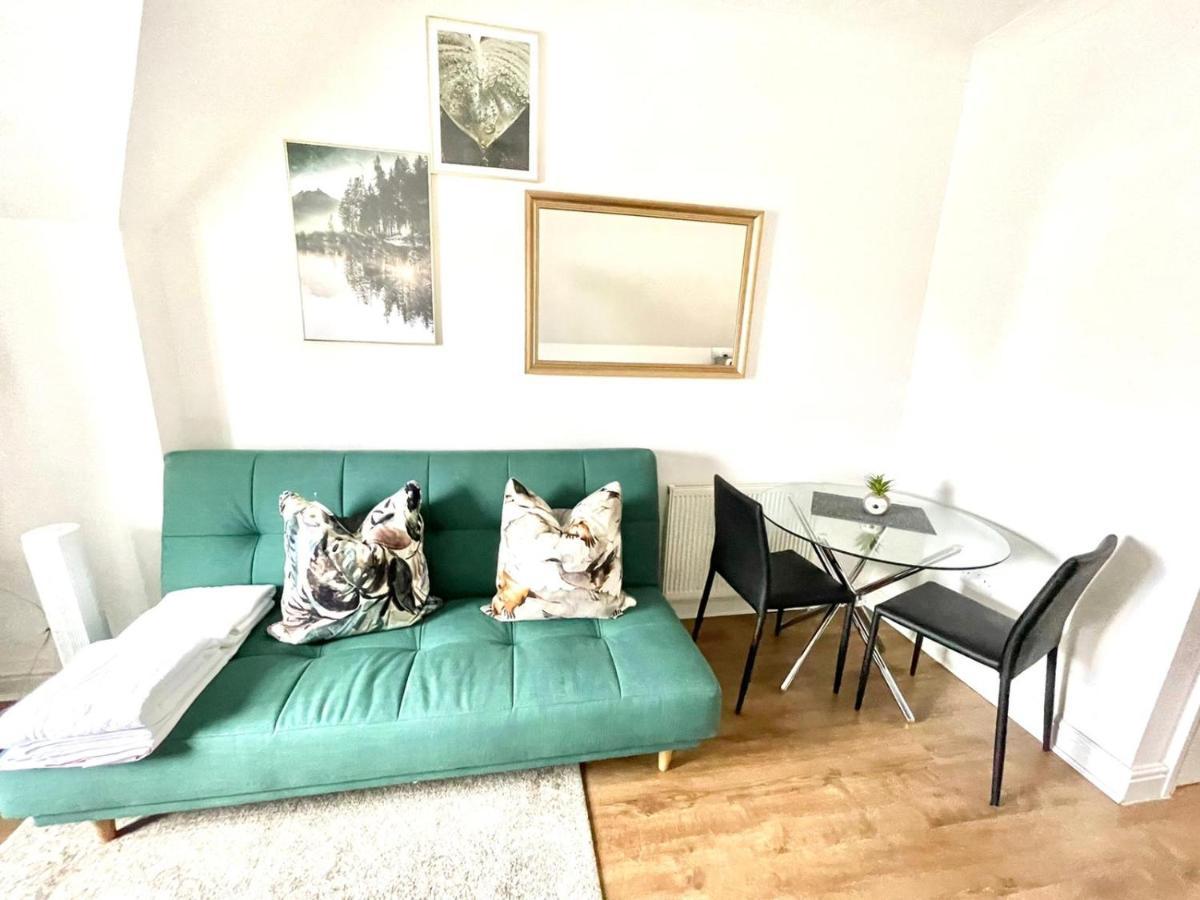 Koala & Tree - 2 Bedroom In City Centre - Short Lets & Serviced Accommodation Cambridge Exterior photo